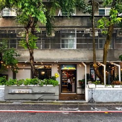 Le SAGE Steak Bistro 茱莉金牛排餐酒館